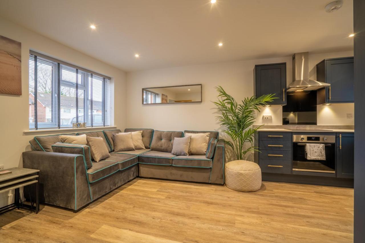 Mill Road Ground Floor Apartment Crawley  Exterior foto